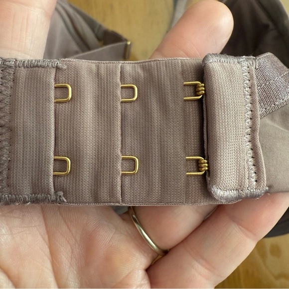 ThirdLove Classic Contour Mesh Plunge Bra 34F - Picture 5 of 8